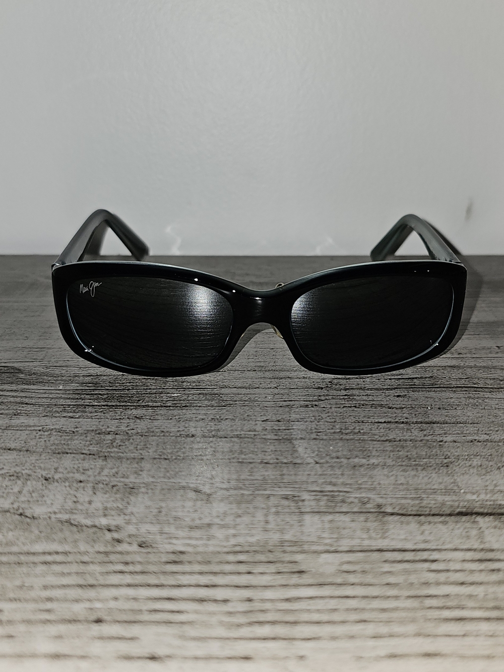 Maui Jim Women’s Black Polarized Punchbowl Rectangular Sunglasses